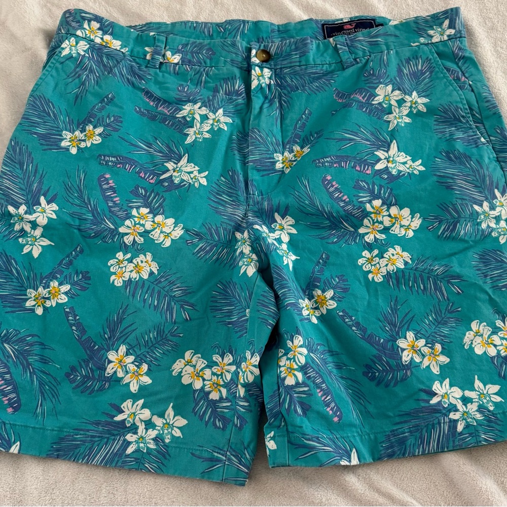 Vineyard Vines Turquoise and White Shorts